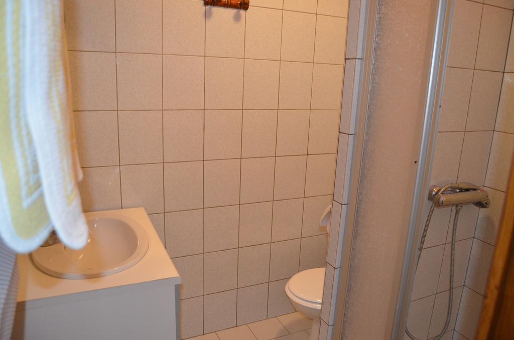Chambres D'Hotes & Champagne Douard La Chapelle-Monthodon Dış mekan fotoğraf